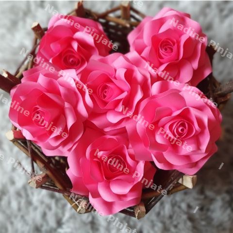 Flower Rose - Nadine Pinjate