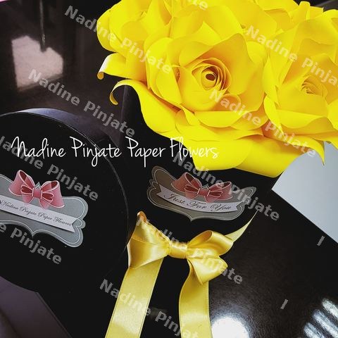 Nadine Pinjate Paper Flowers