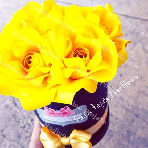 Nadine Pinjate Paper Flowers