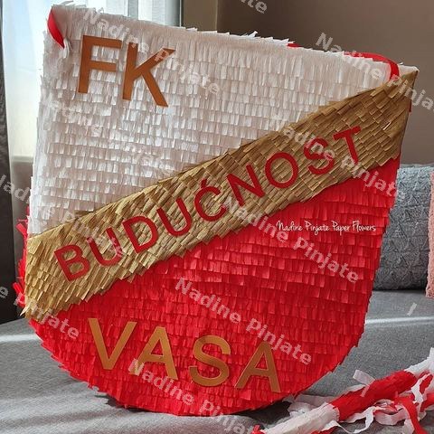 Nadine Pinjate Fudbalski Klub