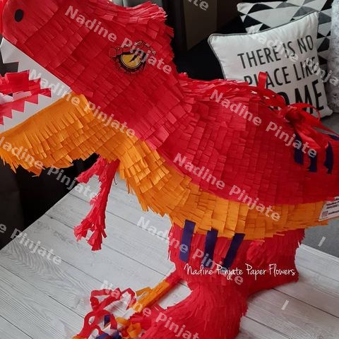 Pinjata Tiranosaurus T-Rex