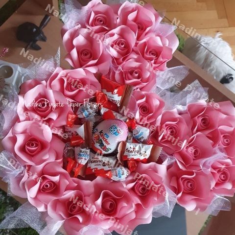 Nadine Pinjate Box Flowers