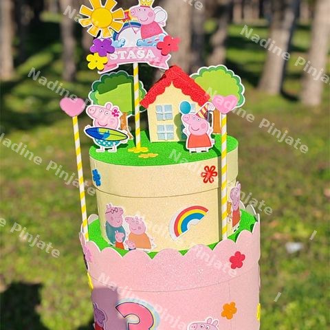 Peppa pig torte od kartona - Nadine Pinjate