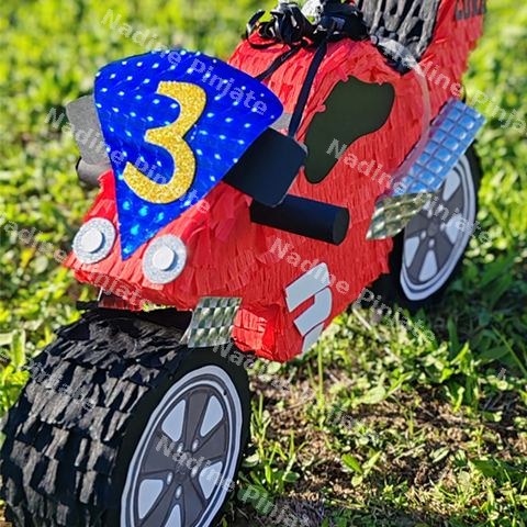 Pinjata motor- Nadine Pinjate