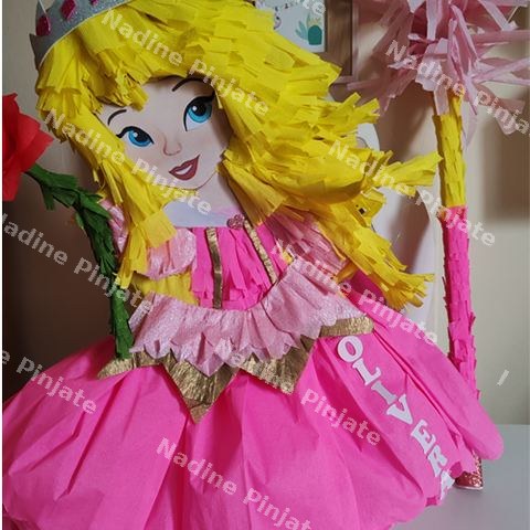 Pinjata princeza - Nadine Pinjate
