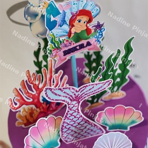Torta od kartona mala sirena - Nadine Pinjate.png 1