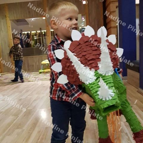 Pinjata Dinosaurus